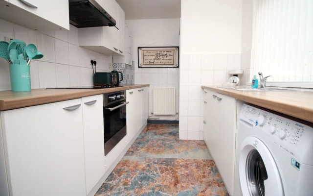 Junctions Way by Tŷ SA - NEW 3 Bed