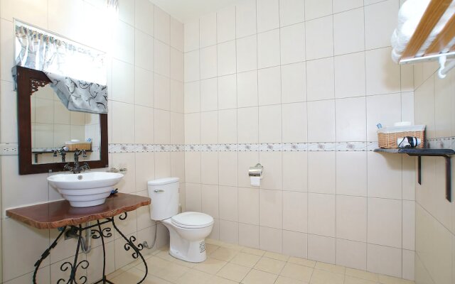 Hou Niao Fei Xing B&B