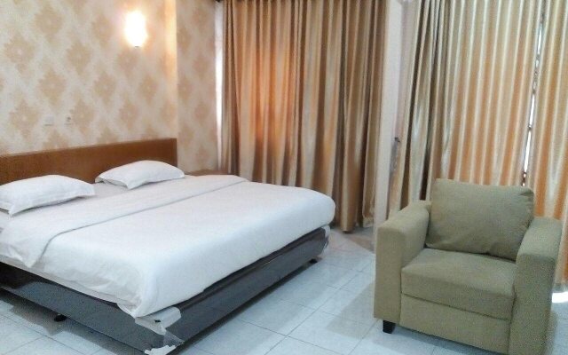 Fastrooms Bekasi Hotel