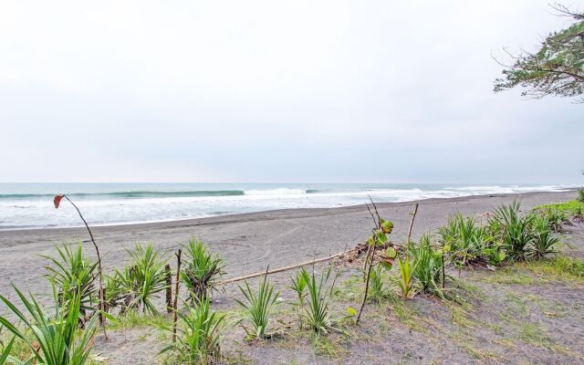 SPOT ON 92220 Sari Laut