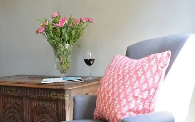 Fritton Arms Collection