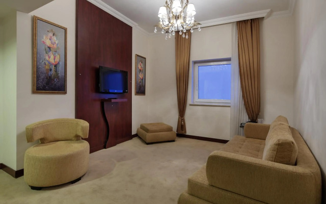 Palan Hotel