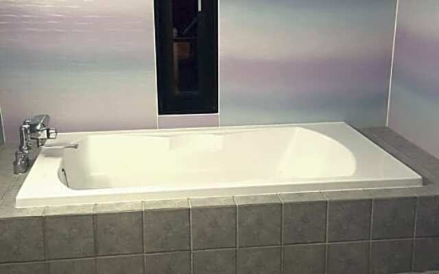 Hotel 24(Twenty four)