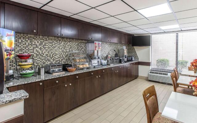 Econo Lodge Midtown