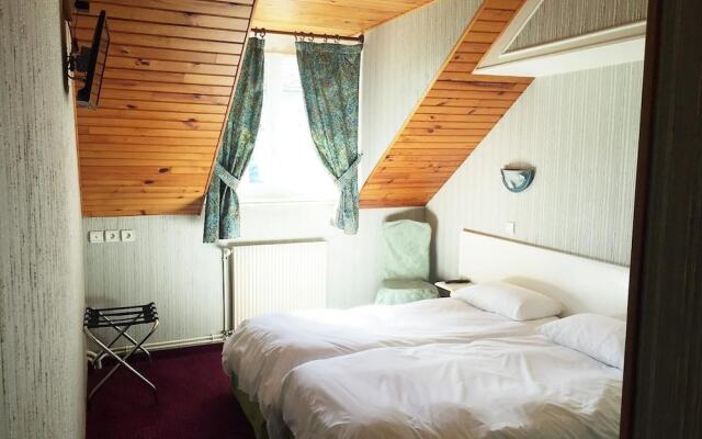 Logis De France Le Rocher Blanc