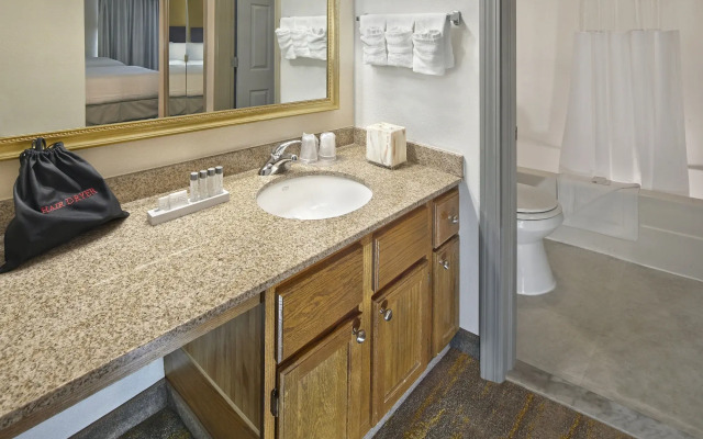 New Haven Village Suites
