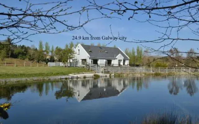 Oughterard Hostel  Angling Centre