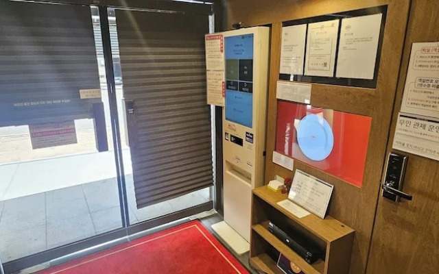 Billz Hotel Dongdaemoon