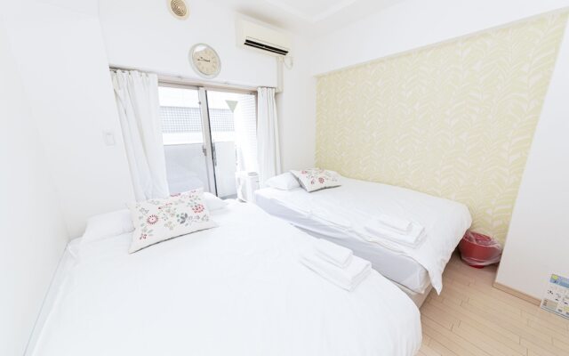 City Street Inn 1008 PH271