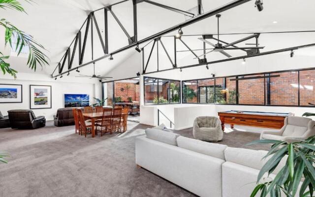 Parry Street 186 Unit 2