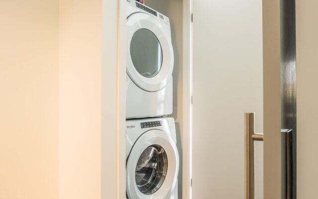 Macalester Apartments by Frontdesk