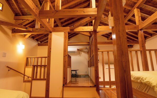 Nakijin Lodge Pensajoya