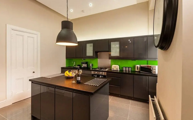 Nelson Manor City Centre Townhouse