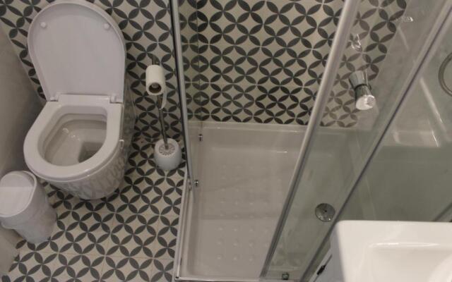 Augusta Street 213 - 2 Esq