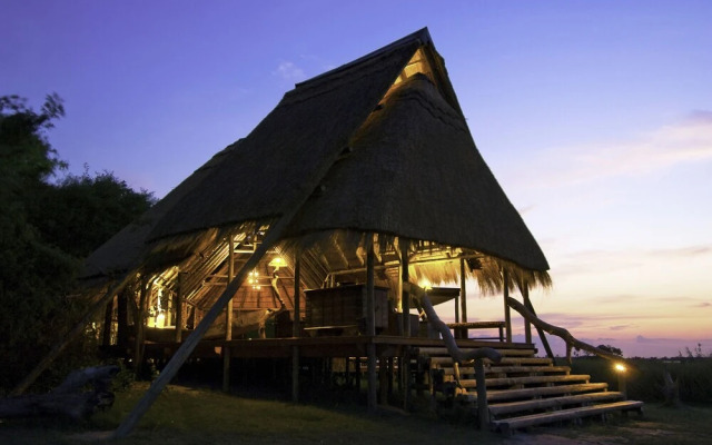Selinda Camp
