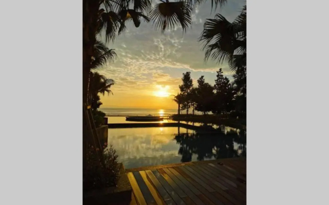 OPAHOME@ Timurbay Seafront Residence 2BR Family suite Seaview and Poolview