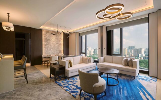 Kempinski Residences Guangzhou - Free shuttle between hotel and Exhibition Center during Canton Fair & Exhibitor registration Counter