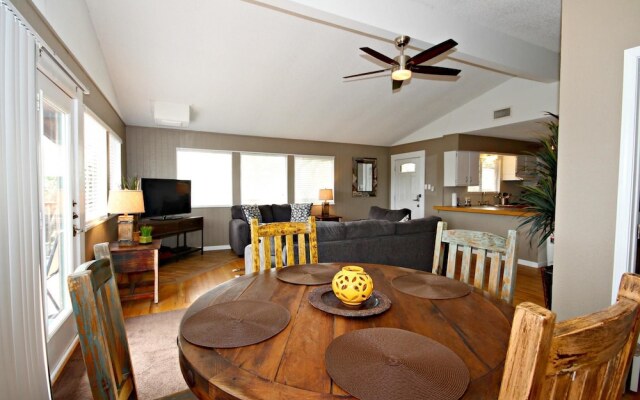 Ricks River Haus by RedAwning