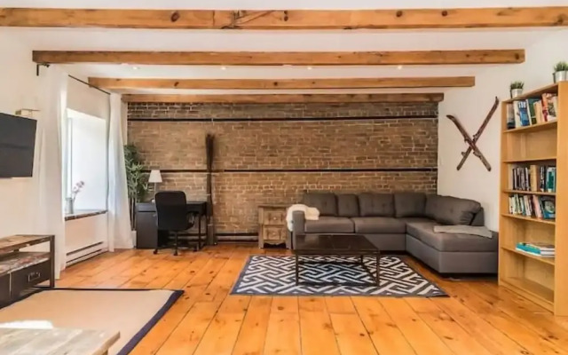 Montreal Artist Loft - Champs
