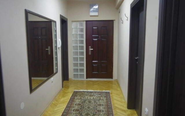 Grande House