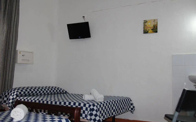 Casa De Huespedes Lemus