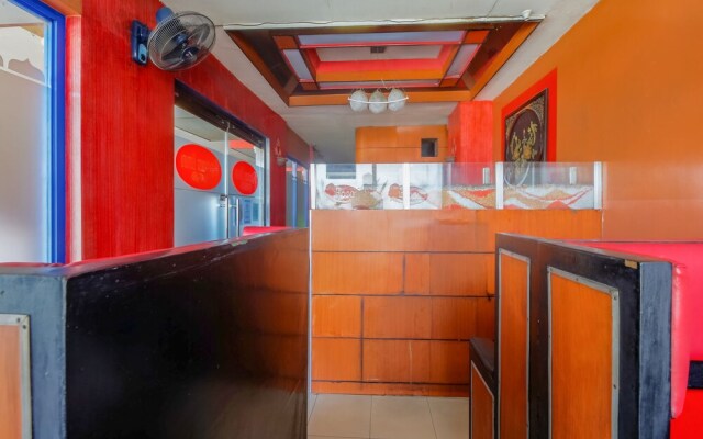 OYO 861 Rosas Travellers Inn