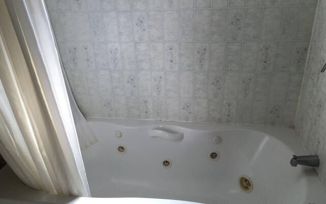 Umatilla Inn and Suites