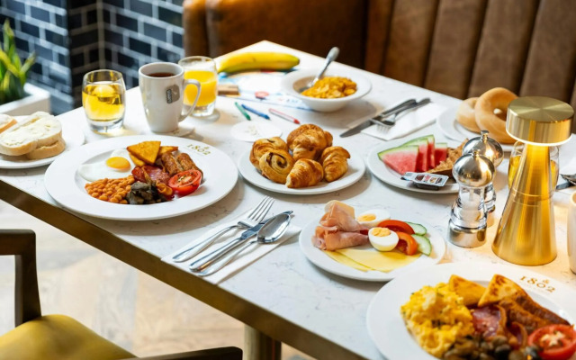 Courtyard by Marriott Edinburgh
