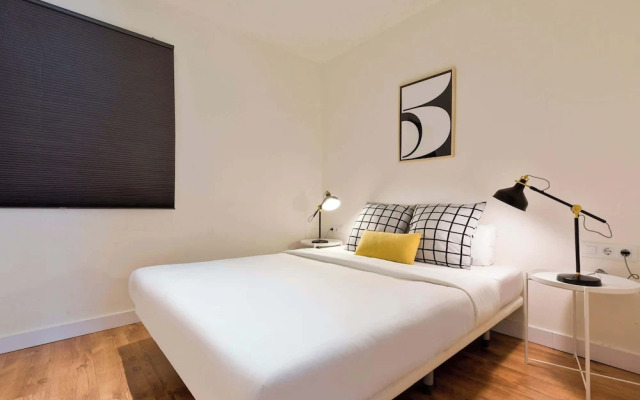 Urban Chill Apartments By Olala Homes