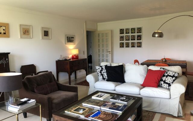 Lisbon Luxe Spacious Flat