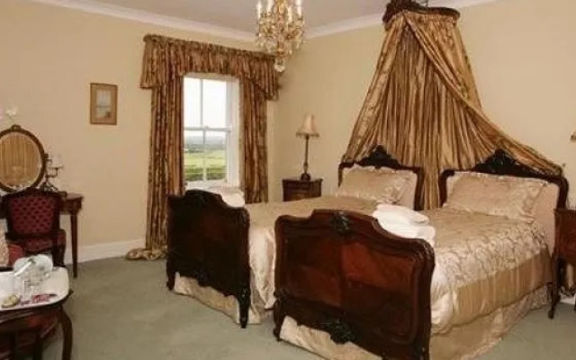 West Longridge Manor B&B