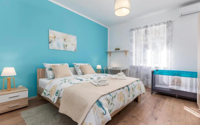 Lovely house with garden near city centre