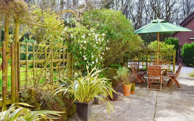 Woodhouse Cottage