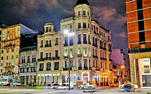 Hostal MVD Port