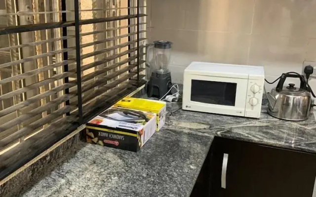 Ellex Sleeves Apartment