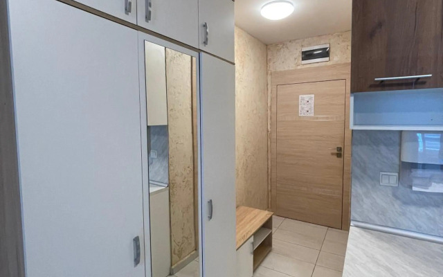 Colonel apartment 838