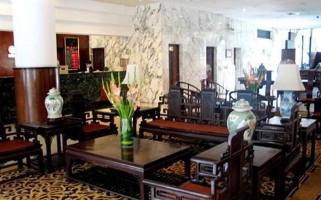Le Garden Hotel