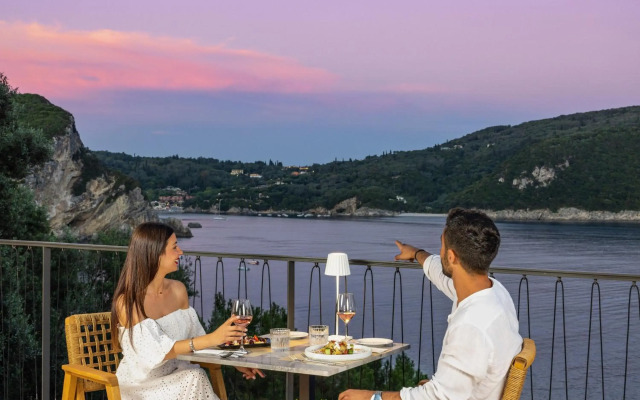 Akrotiri Beach Resort Hotel - Adults friendly