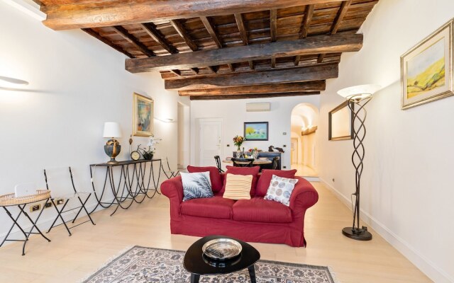 Rome As You Feel - Trevi Luxury Apartment