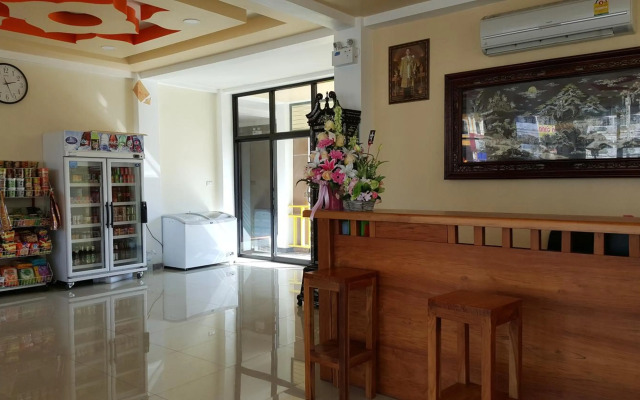 Charoensuk Grand Hotel