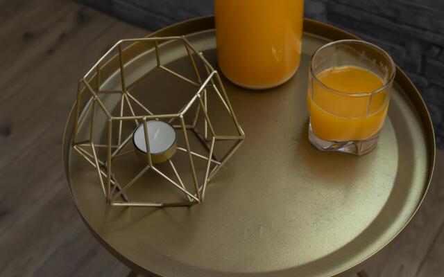 9 ночей на улице Карла Либкнехта 201