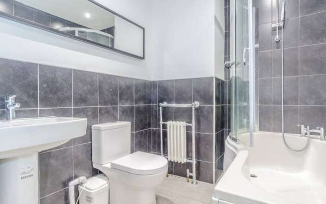 Luxury Georgian Apartment Central Bath