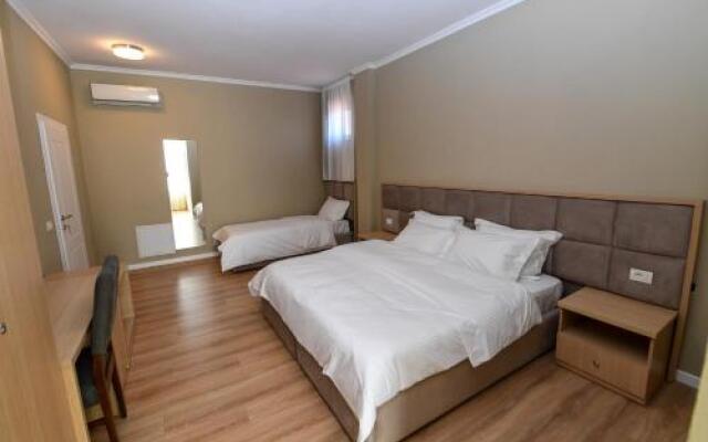 SANTO Hotel