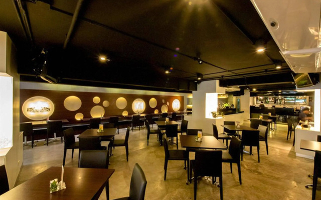 Myhotel CMYK Ratchada