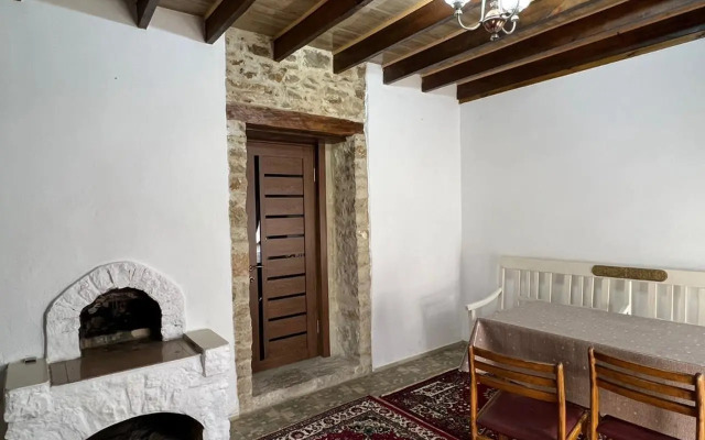 Дом на Магомеда Дадаева 25