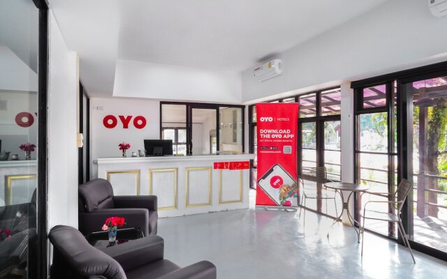 OYO 1104 Goldenville