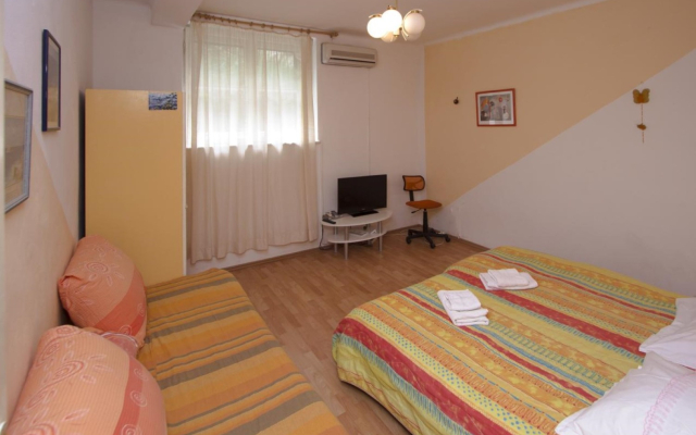 Apartment Brane - great location & garden terrace: A1 Split, Riviera Split