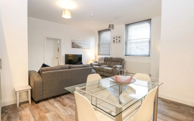Apartment 7