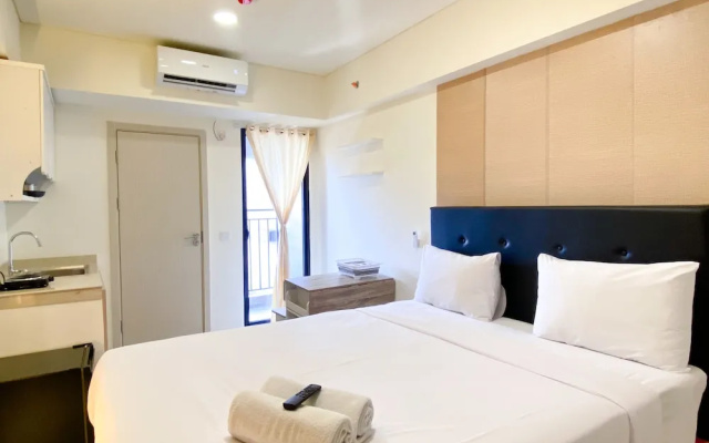 Modern Look Studio At Meikarta Apartment