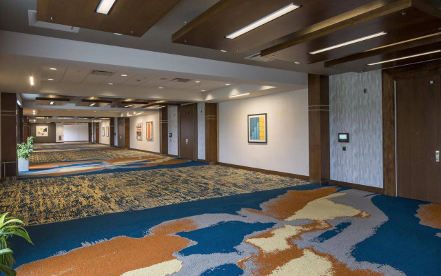 DoubleTree by Hilton Pittsburgh - Cranberry